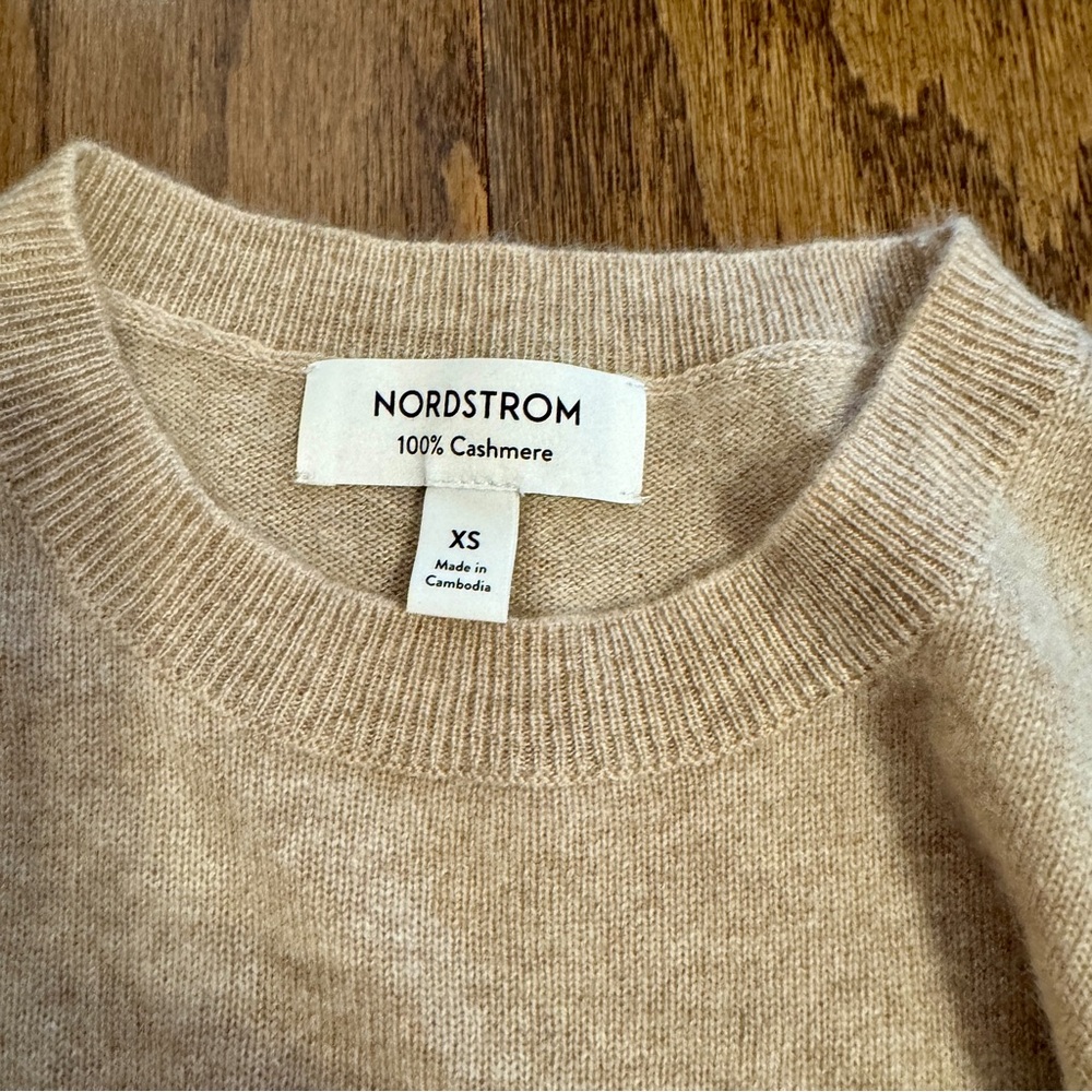 NORDSTROM 100% Cashmere Crewneck Sweater NWT - Picture 8 of 11